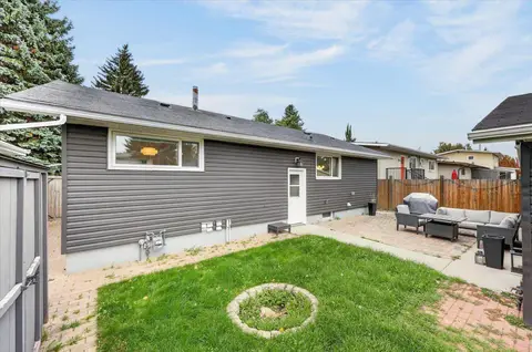 316 Wascana Road SE photo 45