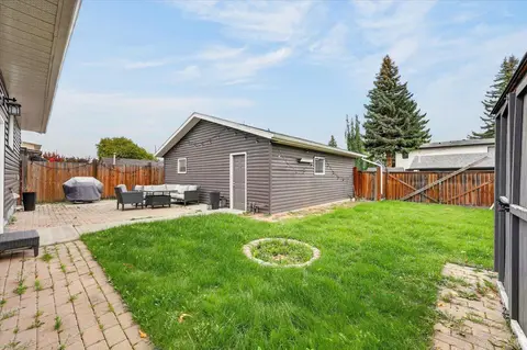 316 Wascana Road SE photo 48