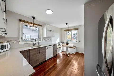 218A Allan Crescent SE photo 13