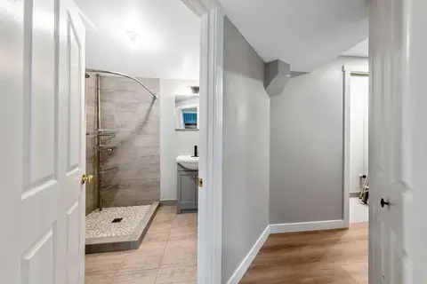 218A Allan Crescent SE photo 23
