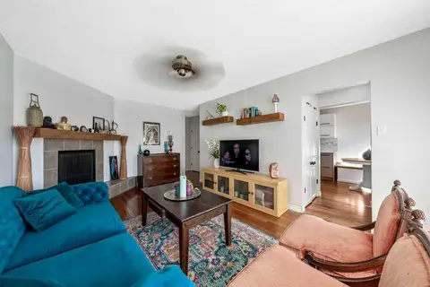 218A Allan Crescent SE photo 5