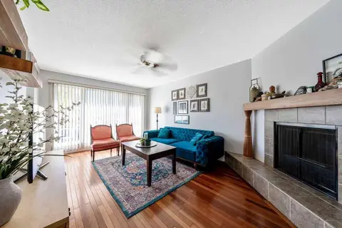 218A Allan Crescent SE photo 6