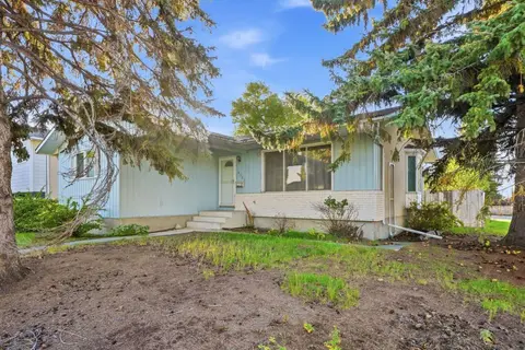 8303 Addison Drive SE photo 2