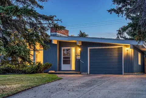 10607 Maplecreek Drive SE photo 2