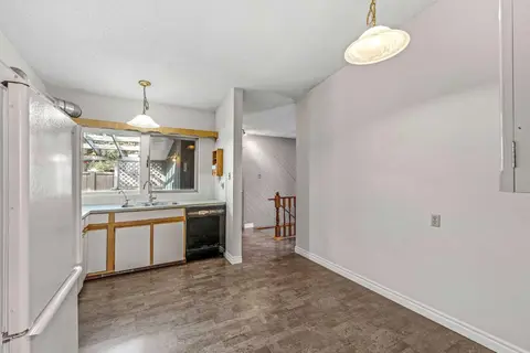 10607 Maplecreek Drive SE photo 21