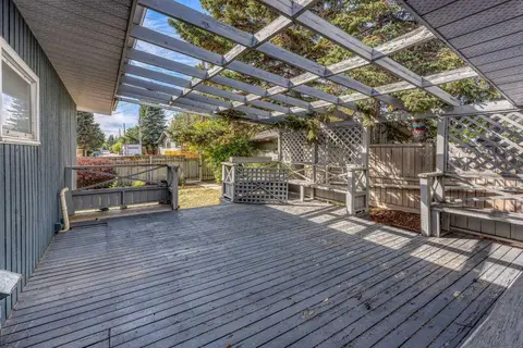 10607 Maplecreek Drive SE photo 29