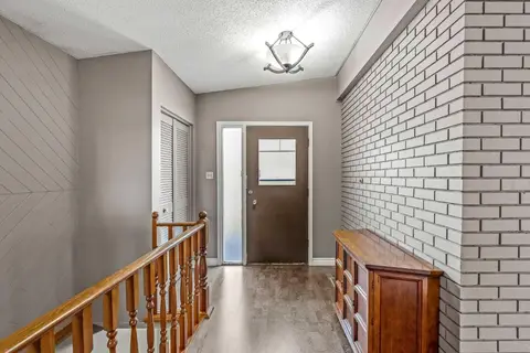 10607 Maplecreek Drive SE photo 44