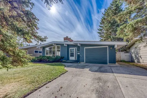 10607 Maplecreek Drive SE photo 9