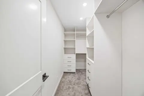 124 Canterbury Drive SW photo 18