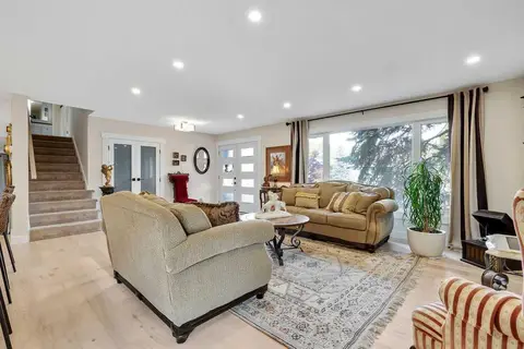 10411 Maplecreek Drive SE photo 6