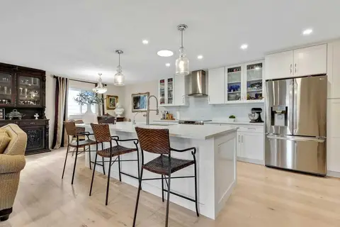 10411 Maplecreek Drive SE photo 8