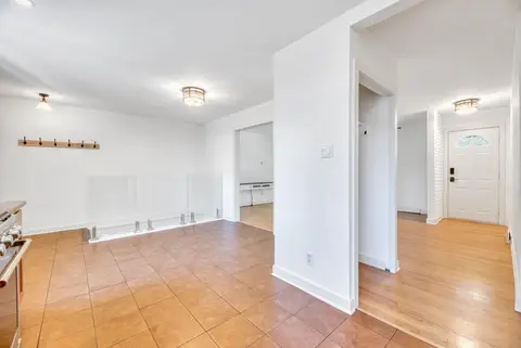 70 Fairview Crescent SE photo 10