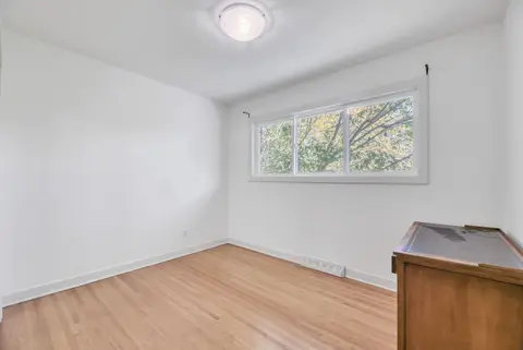 70 Fairview Crescent SE photo 15