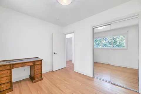 70 Fairview Crescent SE photo 16