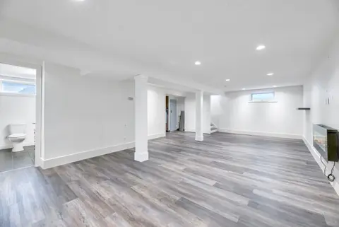 70 Fairview Crescent SE photo 22