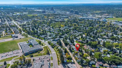 70 Fairview Crescent SE photo 44