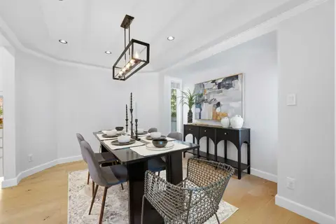 20 Mapleglade Close SE photo 21