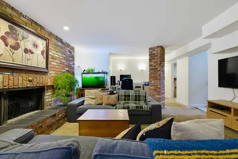 716 Seymour Avenue SW photo 30