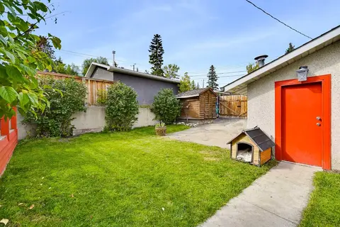 716 Seymour Avenue SW photo 42