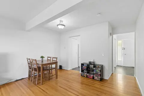 8, 330 Canterbury Drive SW photo 5
