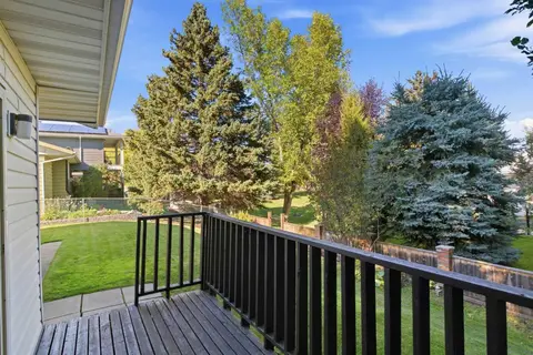 340 Canniff Place SW photo 29