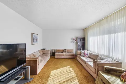 340 Canniff Place SW photo 7