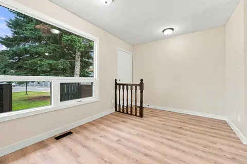 18, 9908 Bonaventure Drive SE photo 11