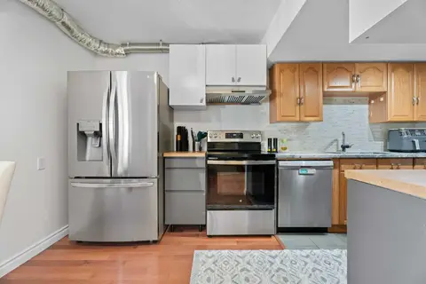 302, 9930 Bonaventure Drive SE photo 2