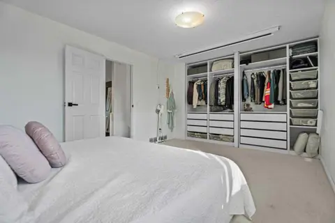 302, 9930 Bonaventure Drive SE photo 22