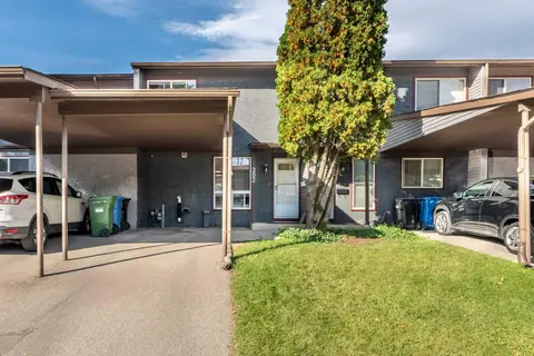 302, 9930 Bonaventure Drive SE photo 41
