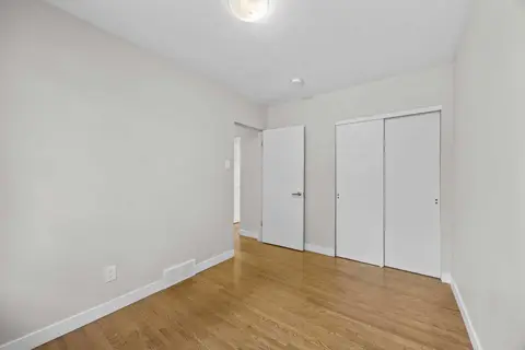 48 Selkirk Drive SW photo 21