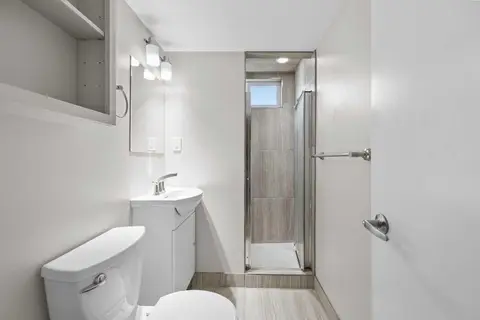 48 Selkirk Drive SW photo 38