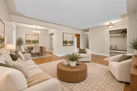 48 Selkirk Drive SW photo 8