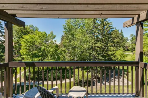 482, 8948 Elbow Drive SW photo 6
