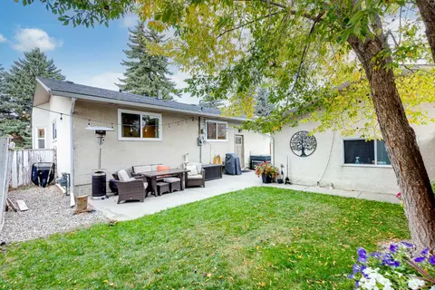 96 Alderwood Close SE photo 38