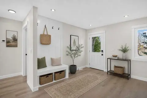 9532 Allison Drive SE photo 2