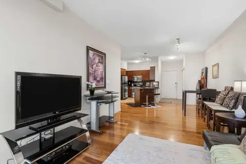 1407, 8710 Horton Road SW photo 4