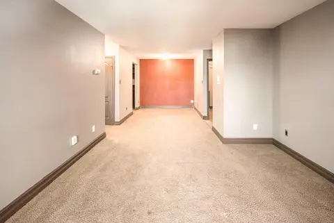 1207, 315 Southampton Drive SW photo 13