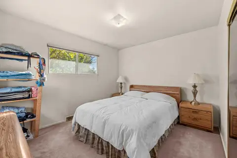 41 Haddock Road SW photo 11