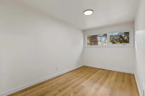 9716 2 Street SE photo 22
