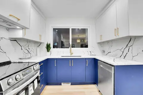 52 Franklin Drive SE photo 10