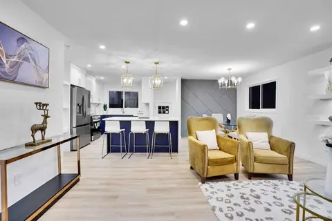 52 Franklin Drive SE photo 8