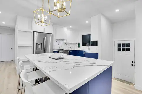 52 Franklin Drive SE photo 9