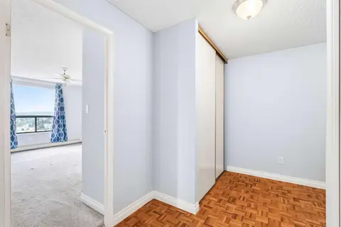 1202, 9800 Horton Road SW photo 27