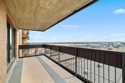 1202, 9800 Horton Road SW photo 41
