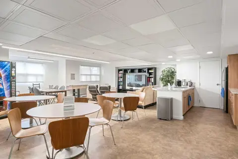 1202, 9800 Horton Road SW photo 42