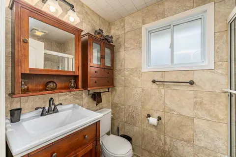 404 Attica Drive SE photo 29