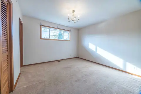 53 Kentish Drive SW photo 13