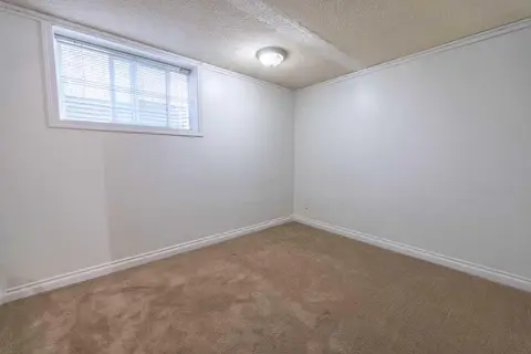 53 Kentish Drive SW photo 25
