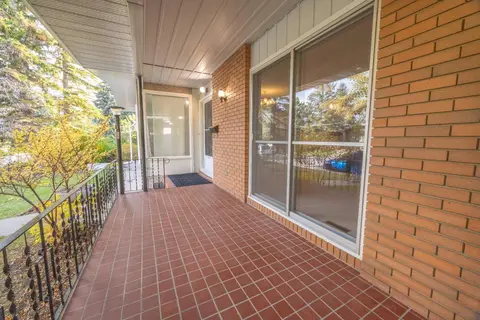 53 Kentish Drive SW photo 3